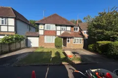 Expert-Landscaping-Services-in-the-UK-for-Modern-Gardens-1