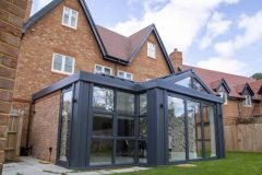 ultraframe-conservatory-installation-800x600-1